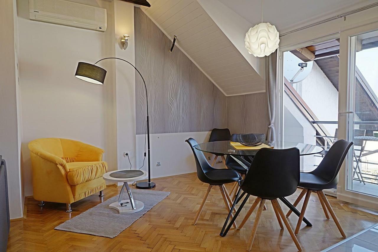 Apartman Studio Sonas 3 With Free Private Parking Карловац Екстериор снимка