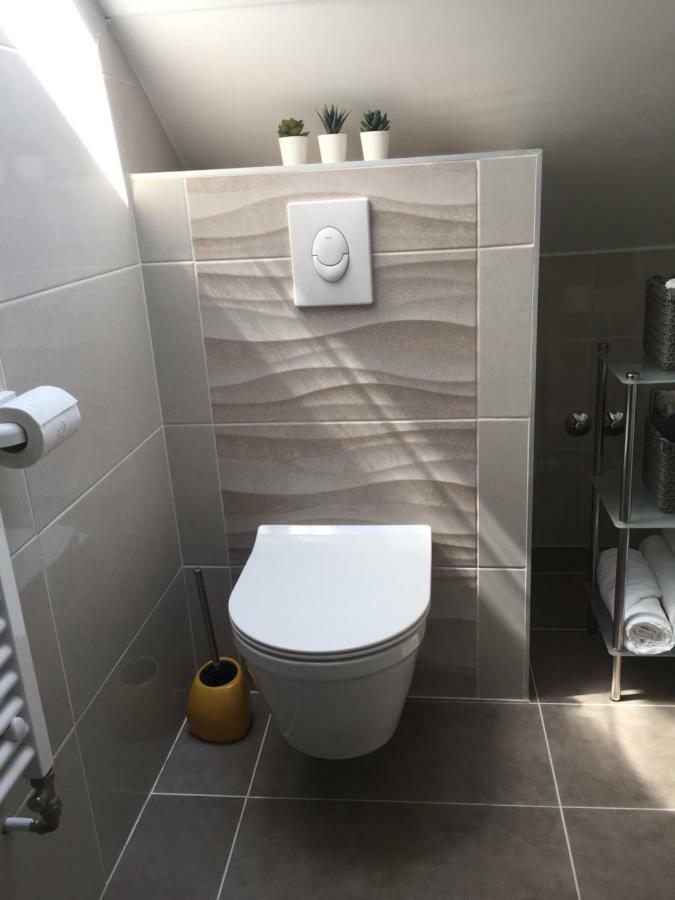 Apartman Studio Sonas 3 With Free Private Parking Карловац Екстериор снимка